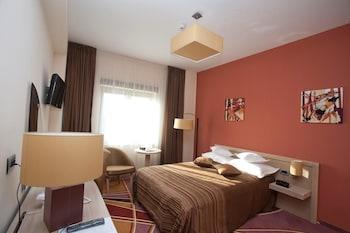 Mari Vila Hotel Bucharest Exterior photo
